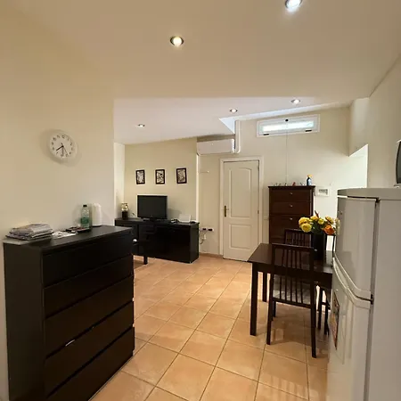 아파트 Beautiful Small Loft *